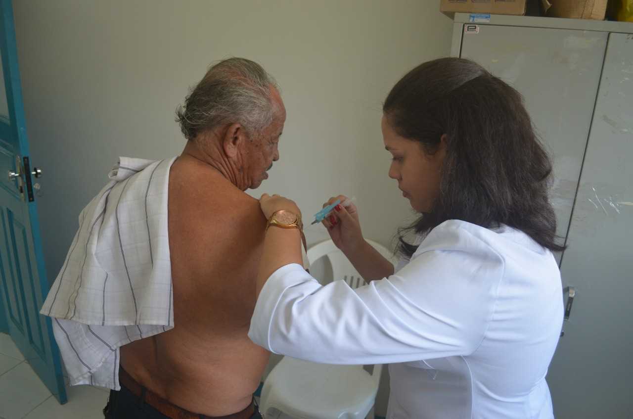 vacina contra  gripe